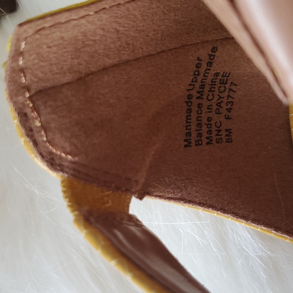 #010  Style & Co. Paycee Yellow Snake Women's Dress Sandal Size 8M - Picture 6 of 6